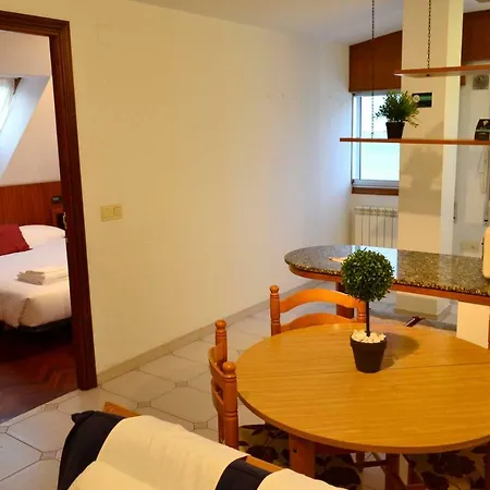 Alda Santa Cristina Apartment Perillo